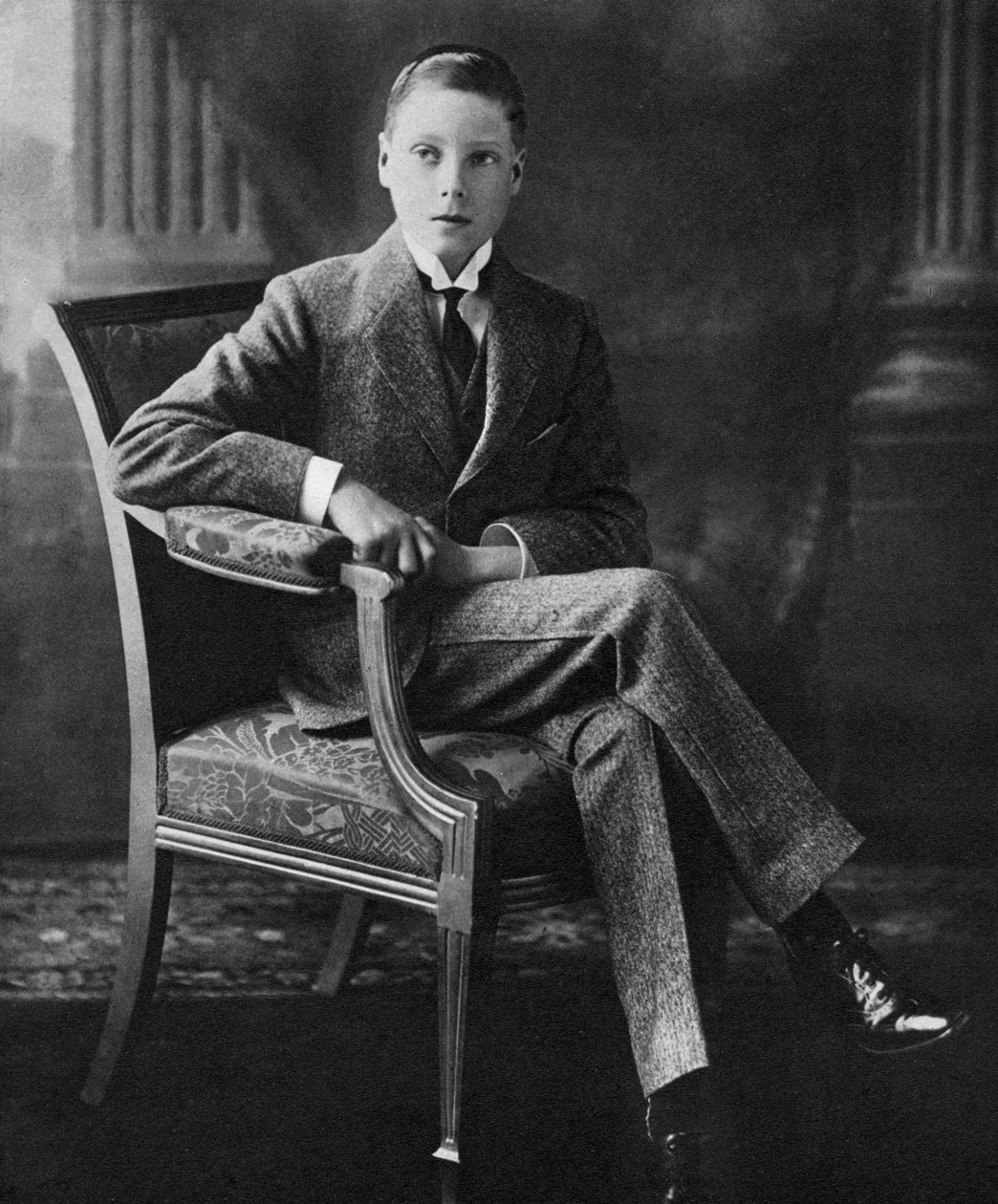 Tuleva kuningas Edward VIII 16-vuotiaana vuonna 1910 tekijältä Unbekannt