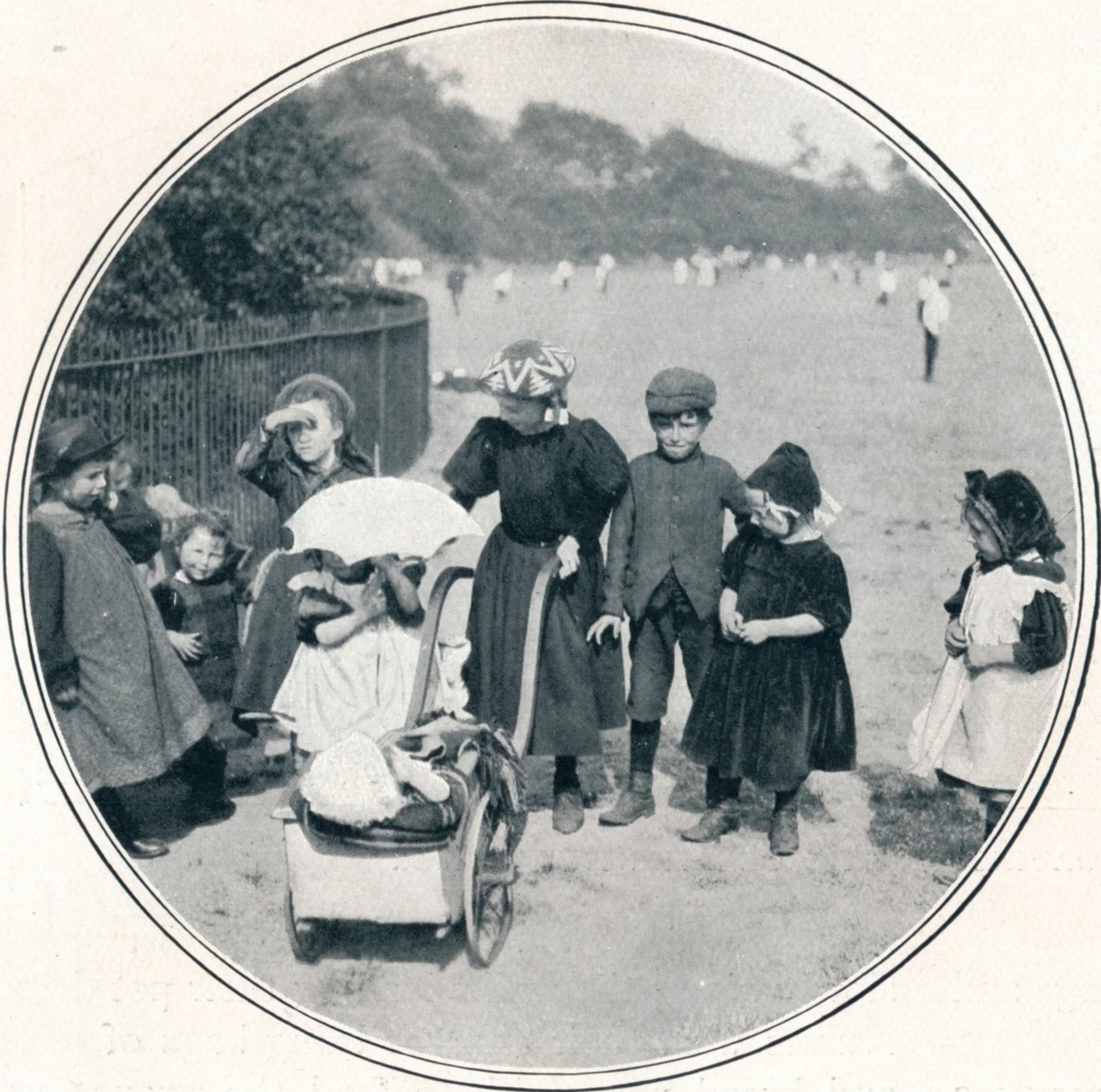 Pieni äiti, Regents Park, Lontoo, c1900 1901 tekijältä Unbekannt