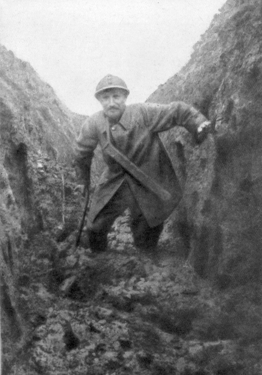 Sotilaan kurjuutta, mutainen ranskalainen kaivaus Artois