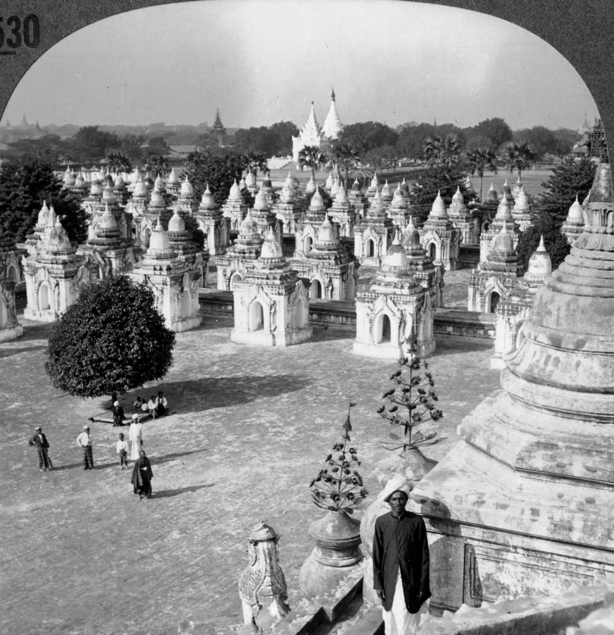450 pagodin pohjoinen osa, Mandalay, Burma Myanmar, 1900-luku tekijältä Unbekannt