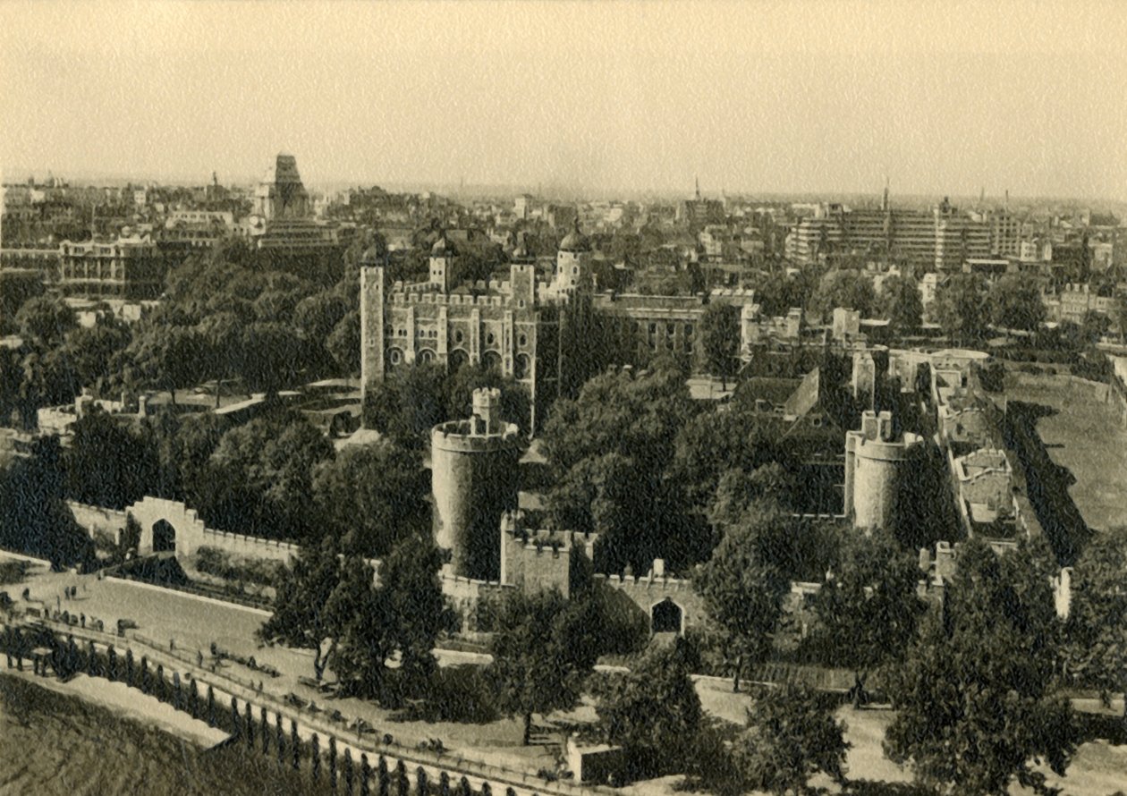 Lontoon Tower. Yleinen näkymä etelästä, 1920. tekijältä Unbekannt