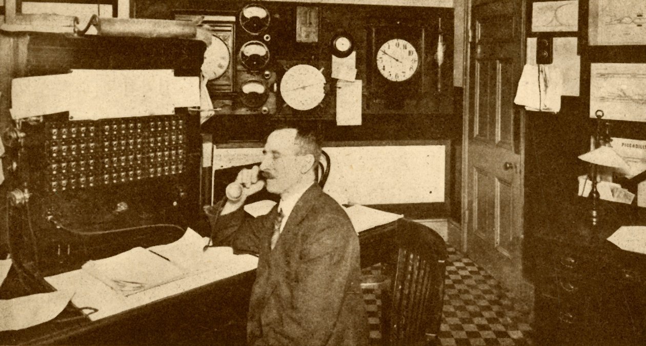 Traffic Controllers Office, London Underground Railways, 1930. tekijältä Unbekannt