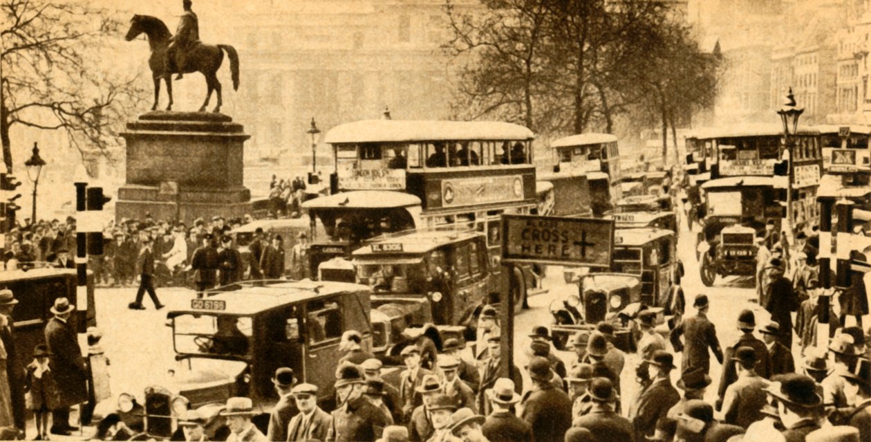 Liikenne Trafalgar Squarella Lontoossa, 1933. tekijältä Unbekannt