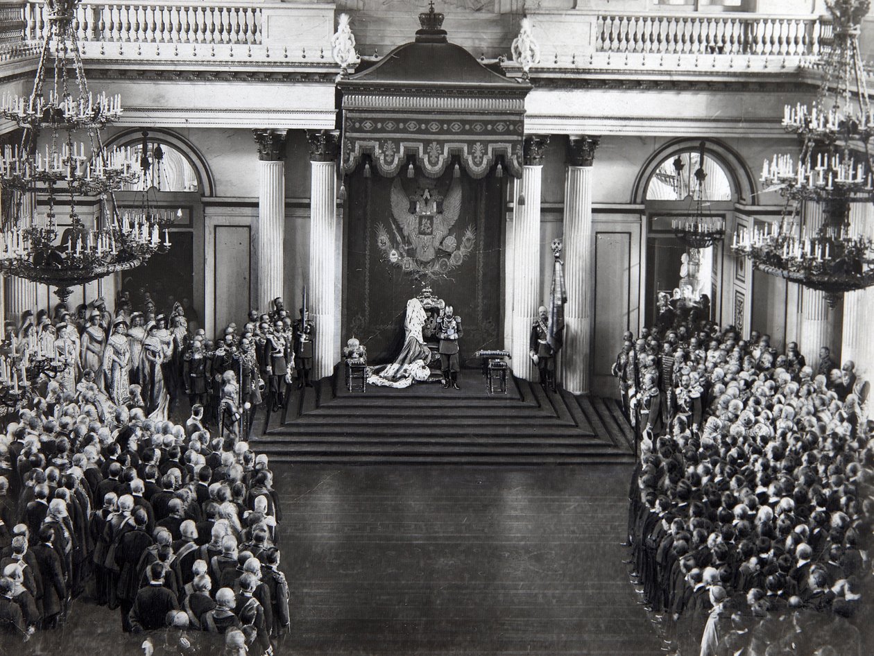 Tsaari Nikolai II puhumassa ensimmäisen duuman avajaisissa Pietarissa, Venäjällä, 27. huhtikuuta 1906 tekijältä Unbekannt