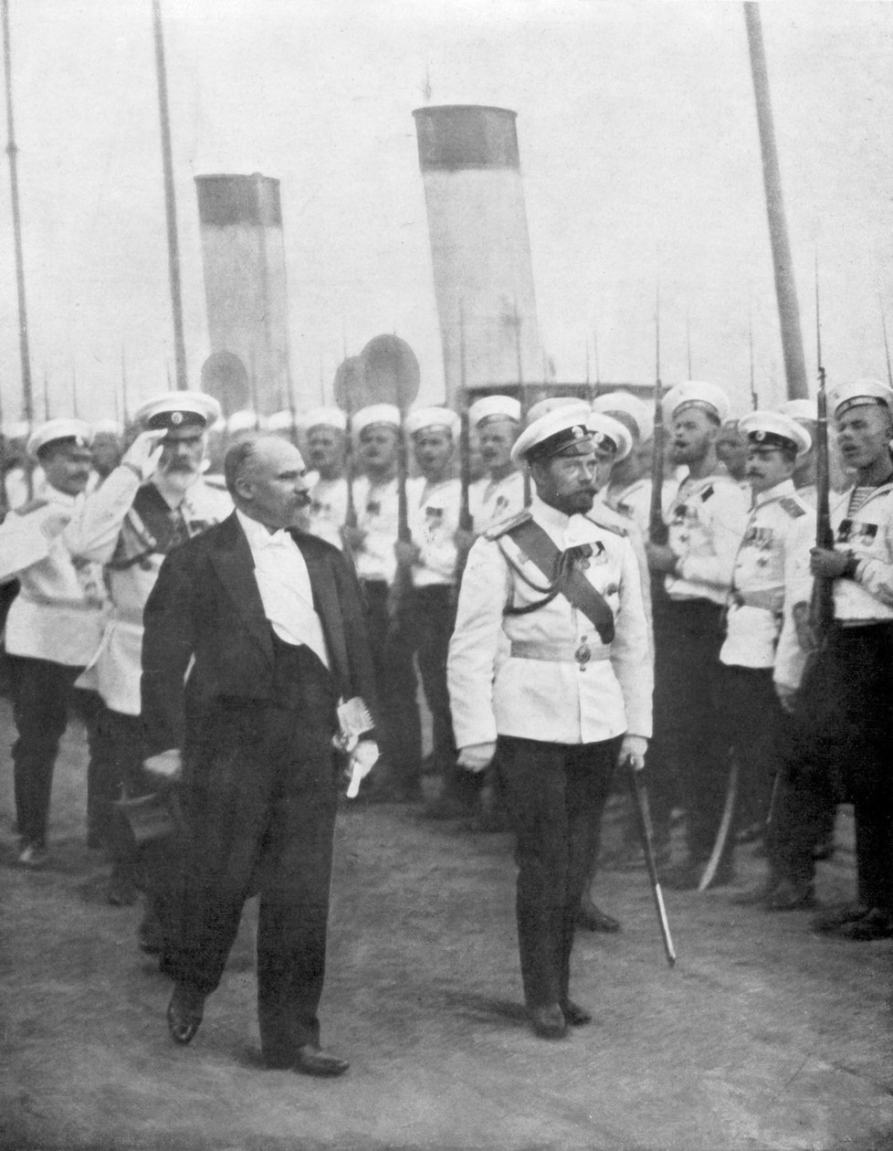 Tsaari Nikolai II Ranskan presidentin Raymond Poincaren kanssa, 1914. tekijältä Unbekannt