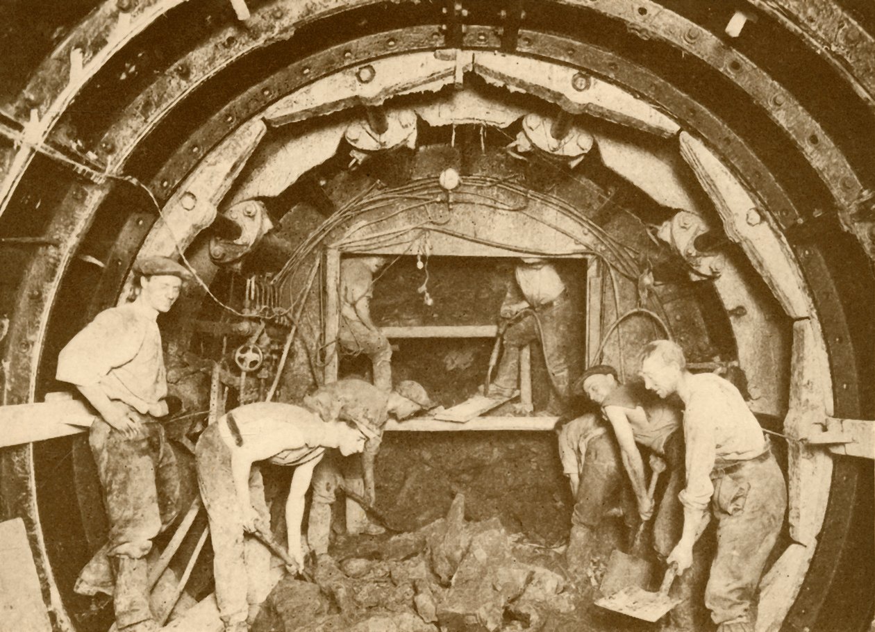 Putkitunnelin kaivaminen Greathead Boring Shieldin avulla, n. 1930. tekijältä Unbekannt