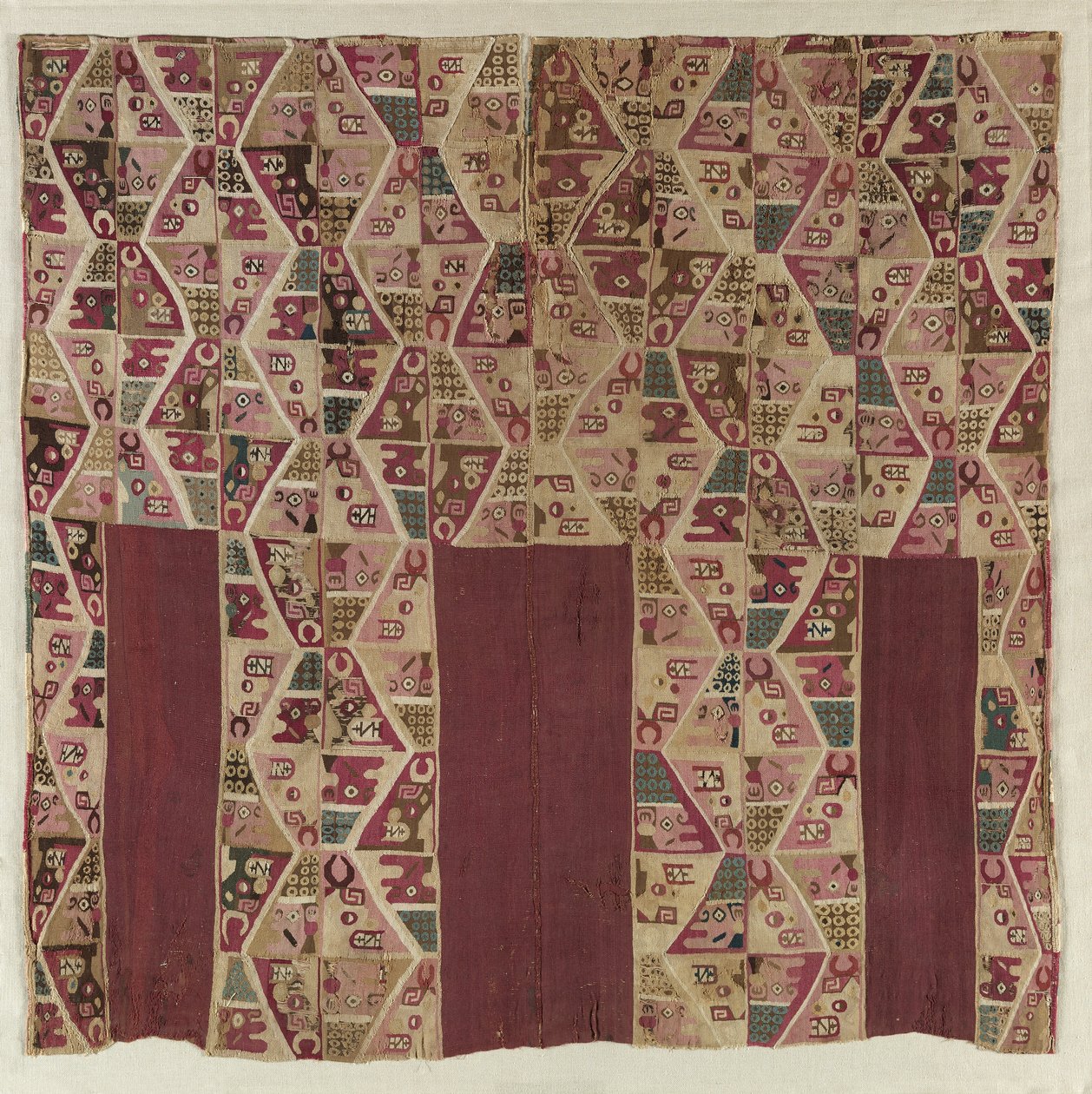 tunika, c. 700-1100. tekijältä Unbekannt