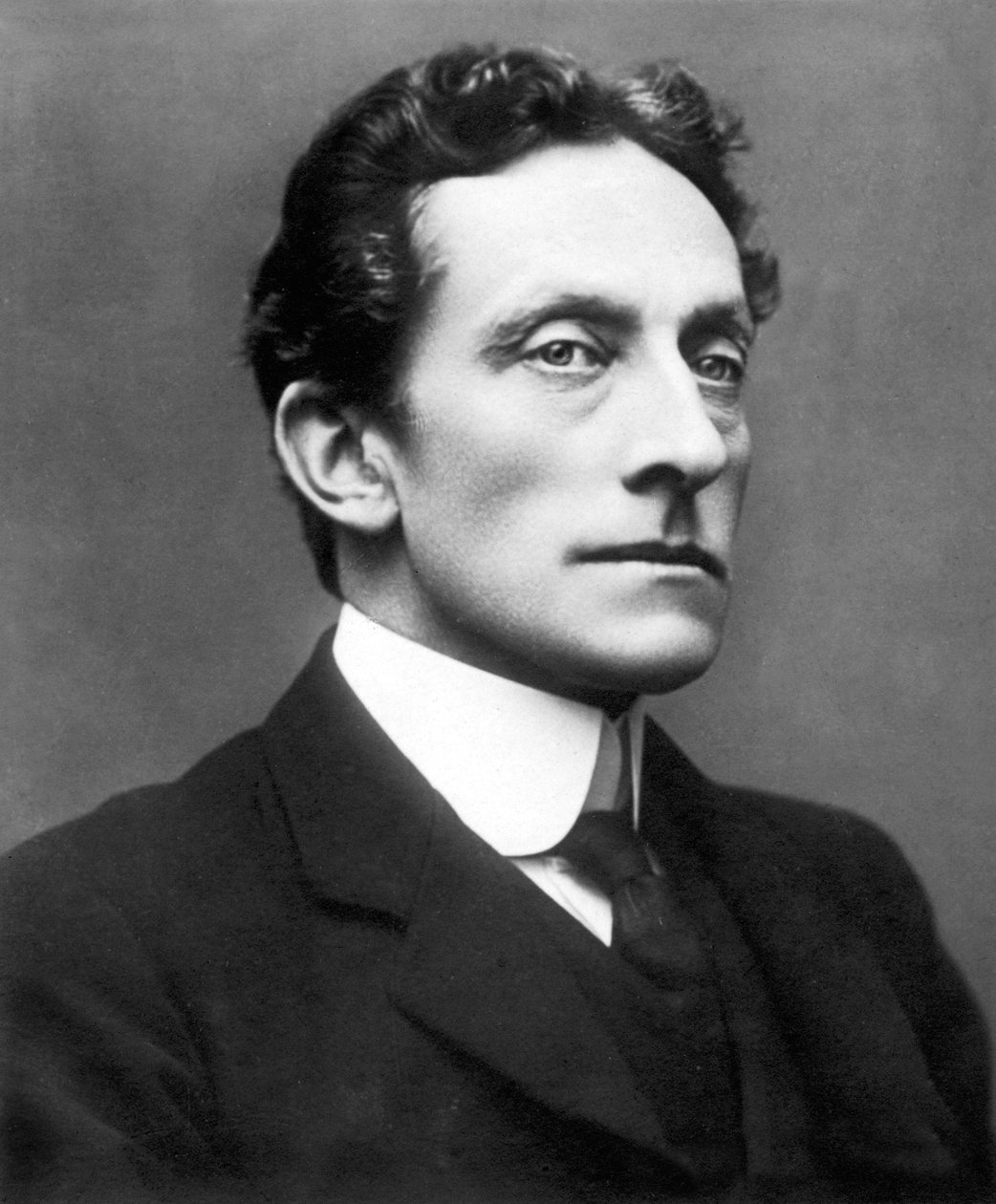 Iso-Britannia : Näyttelijä/johtaja Johnston Forbes-Robertson (16.1.1853-6.11.1937) tekijältä Unbekannt