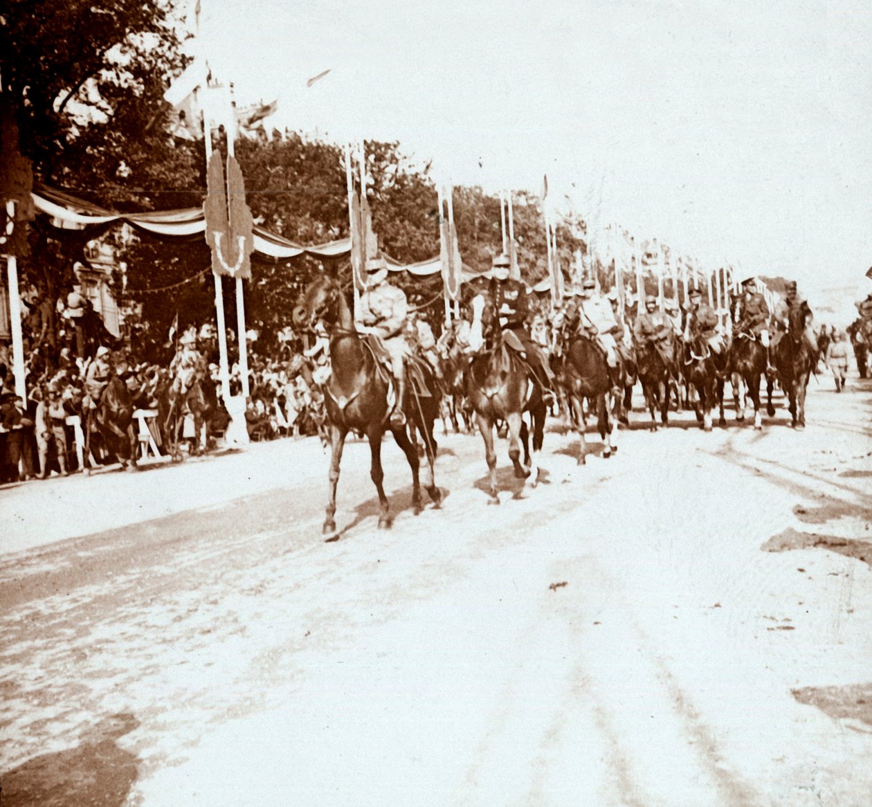 Voiton paraati, Pariisi, Ranska, c1918-c1919 tekijältä Unbekannt