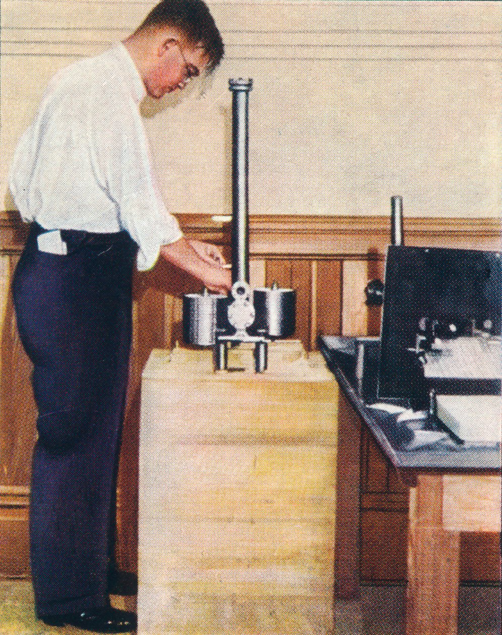 Punnitus maata, 1938 tekijältä Unbekannt