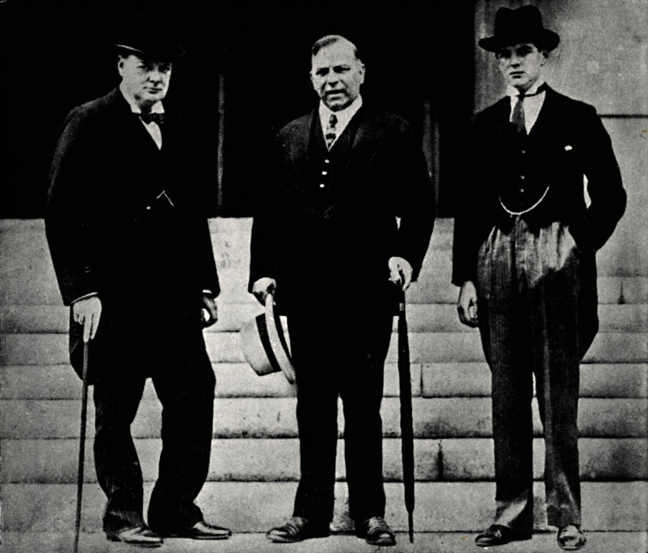 Kanadan pääministerin kanssa 1929, 1945. tekijältä Unbekannt