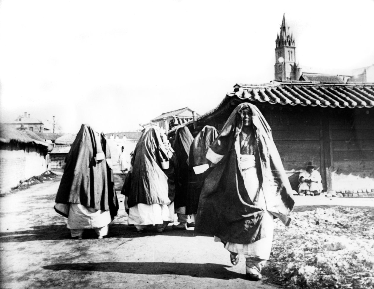 Naiset, Nam San, Korea, 1900 tekijältä Unbekannt