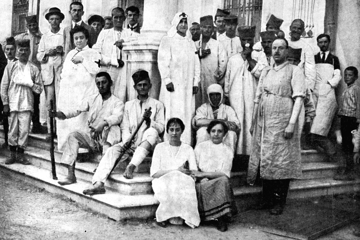 Haavoittuneet sotilaat Serbian Punaisen Ristin hoidossa, ensimmäinen maailmansota, 1914 tekijältä Unbekannt