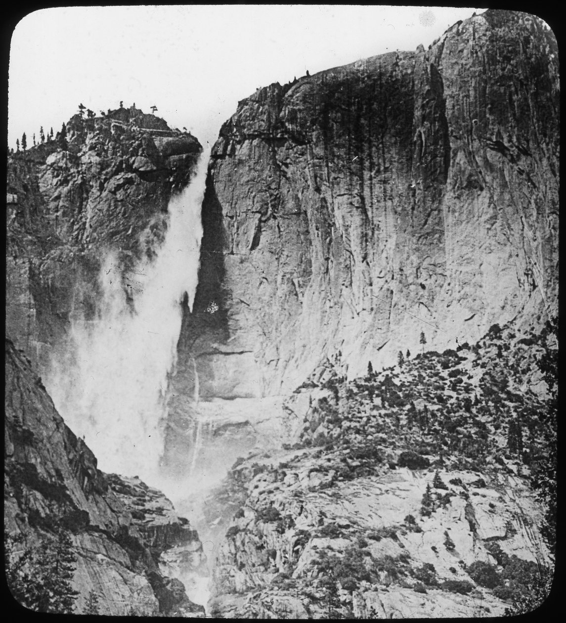 Yosemiten putoukset, Yosemiten kansallispuisto, Kalifornia, USA, 1800-luvun loppu tai 1900-luvun alku tekijältä Unbekannt