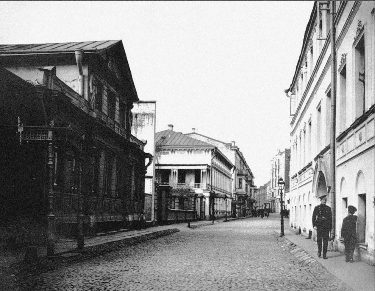 Zinovjev-Jusupovin kammiot. Bolshoi Afanasievsky Lane, Moskova, 1913. tekijältä Unbekannt