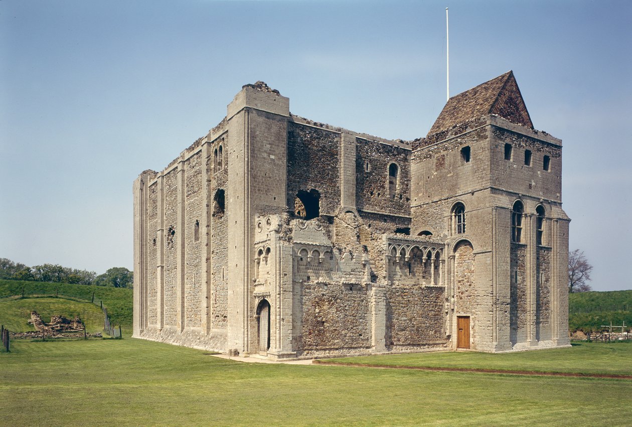 Näkymä linnoituksen ulkopuolelta, Castle Rising, Norfolk, rakennettu n. 1138 tekijältä Unbekannt Unbekannt