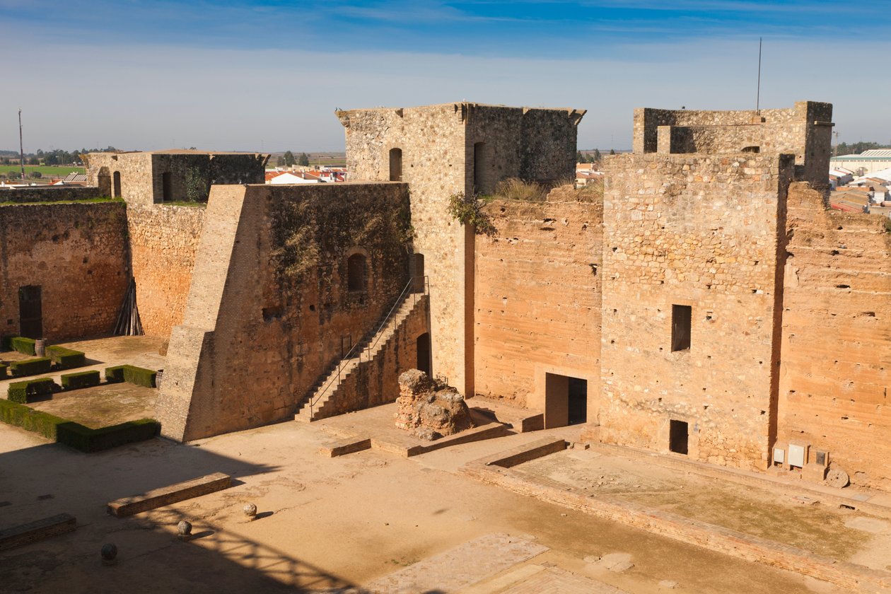 Niebla, Huelvan maakunta, Andalusia, Etelä-Espanja. Guzmanien linna. tekijältä Unbekannt Unbekannt