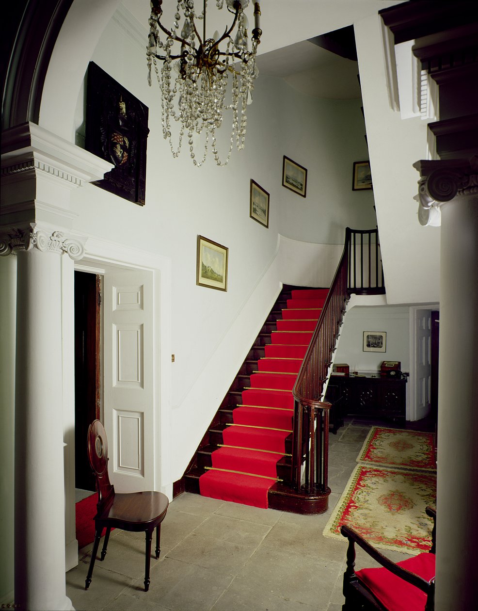 Näkymä Belle Isle Housen salista ja portaista, Windermere-järvi, rakennettu 1774-1781 tekijältä Unbekannt Unbekannt