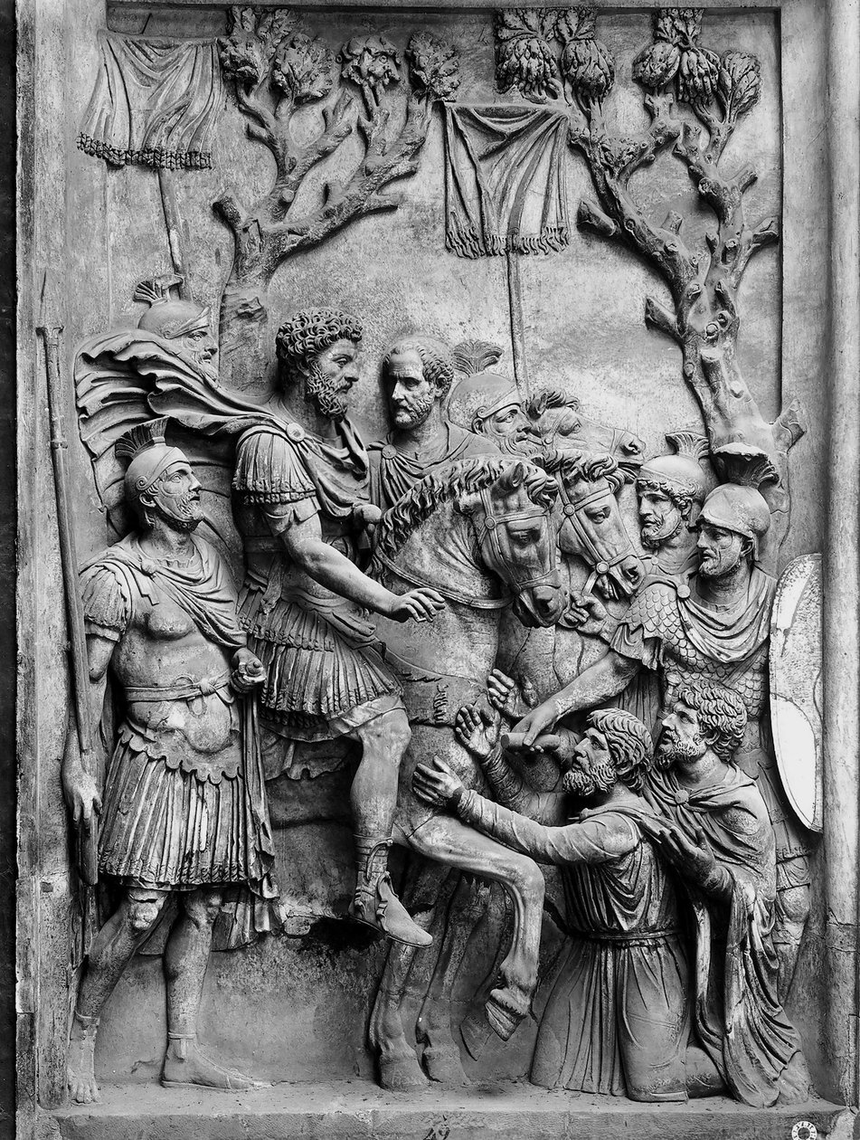 Reliefi Marcus Aureliusta alistettujen saksalaisten kanssa tekijältä Unbekannt Unbekannt