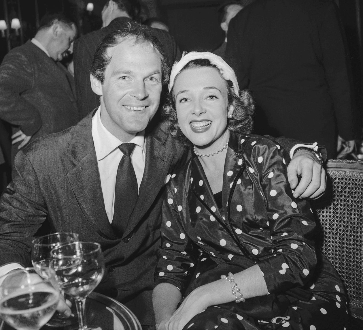 Miss Cinemonden vaalit, Pariisi, 27. kesäkuuta 1950: Bill Marshall ja Micheline Presle tekijältä Unbekannt Unbekannt