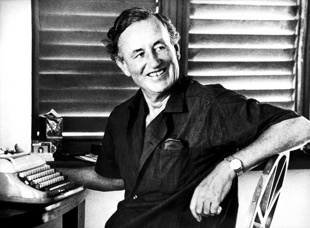 Ian Fleming tekijältä Unbekannt Unbekannt