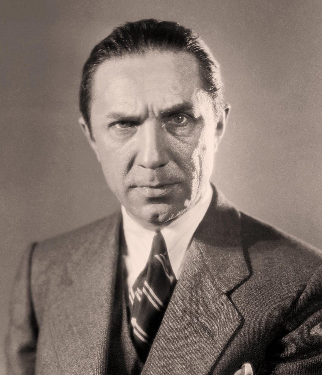 Bela Lugosin muotokuva, n. 1930 tekijältä Unbekannt Unbekannt