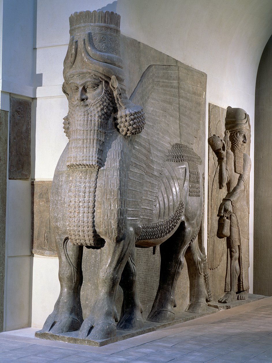 00330 Siivekäs härkä kuningas Sargon II:n palatsin julkisivusta, Khorsabad, myöhäisassyrialainen aika, noin 725 eKr. (kipsi) tekijältä Unbekannt