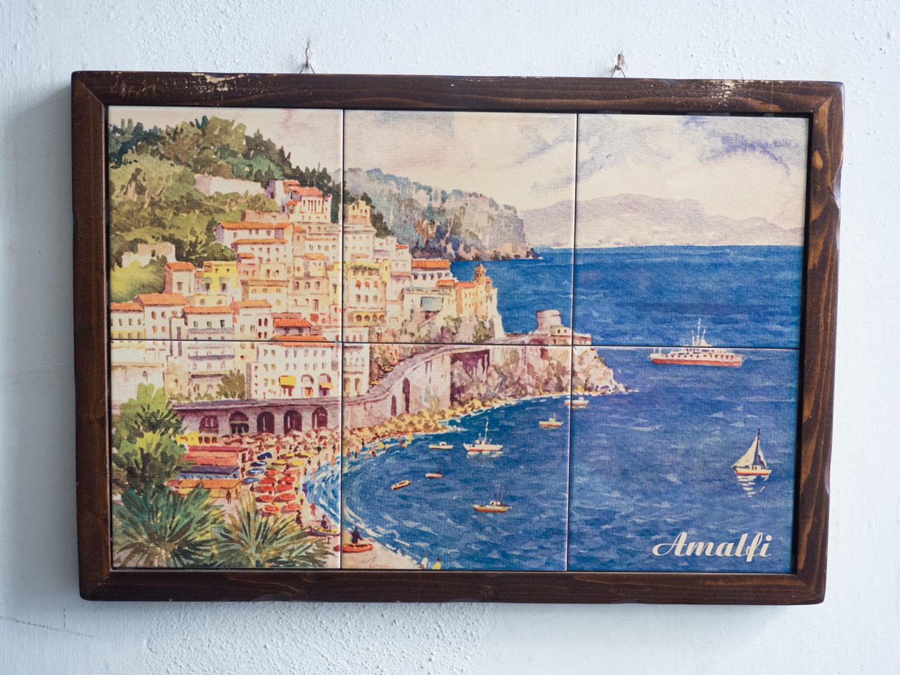 Amalfi, laattamaalaus, Amalfi, Amalfin rannikko, Costiera Amalfitana, Salernon maakunta, Campania, Italia, Eurooppa (kuva) tekijältä Unbekannter Künstler