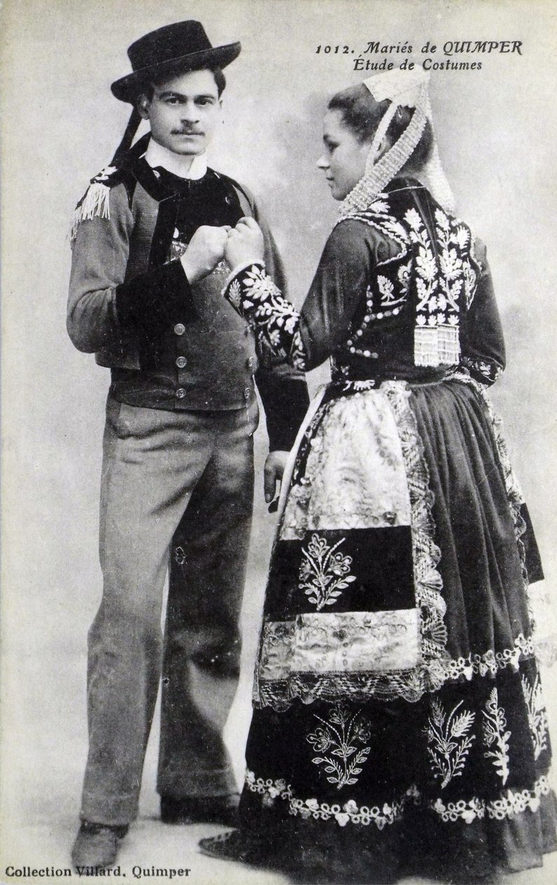 Morsiamet ja sulhaset Duimperista, 1900-luvun alku (postikortti) tekijältä Unbekannter Künstler
