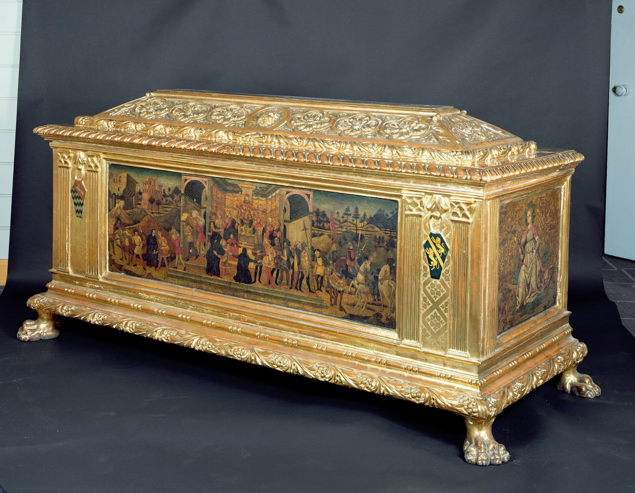 Cassone, jossa on paneelit, jotka kuvaavat Scipion kontinenssia ja allegoriat Fortitudesta ja Prudencesta, Apollonio di Giovannin työpaja, n. 1460-1465 (tempera paneelissa) tekijältä Unbekannt
