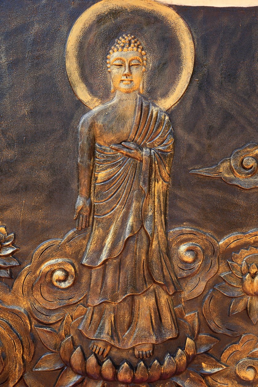 Chue Thien Long Go buddhalainen pagodi. Shakyamuni Buddha. Varada Mudra: Gaster of Charity. älä tapahdu Vietnam tekijältä Unbekannt