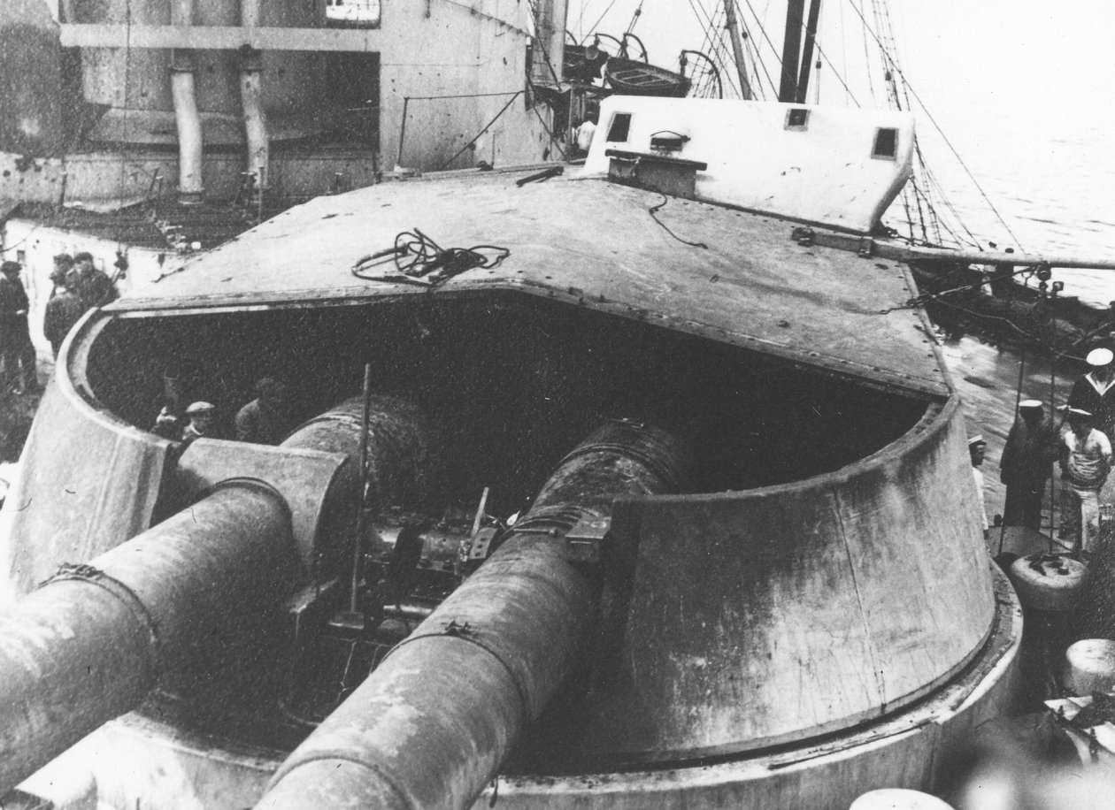Vahinko Q-tornissa, HMS Lion, Jyllanti tekijältä Unbekannt