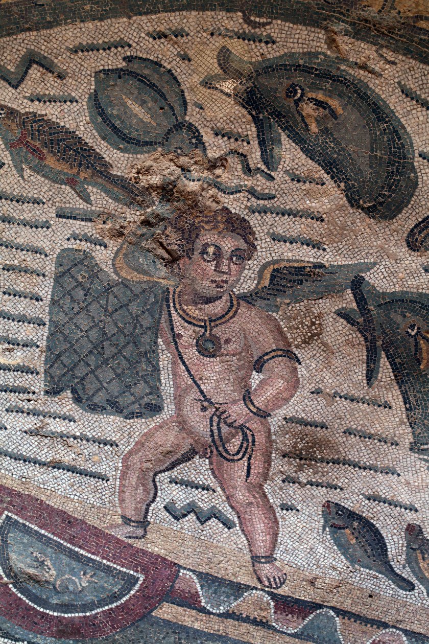 Yksityiskohta kalastusputin mosaiikista. Verkkokalastus. 3-4 vuosisata. Roomalainen huvila Casalessa, Sisiliassa. Unescon sivusto. tekijältä William M. Timlin