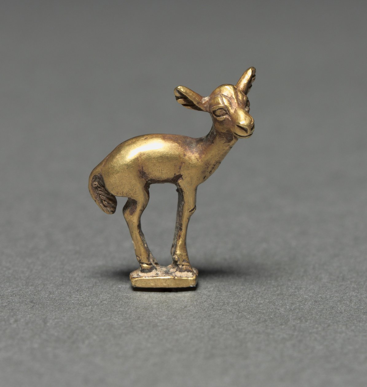 Elk Fawn Finial, 400-200 eaa tekijältä Unbekannt