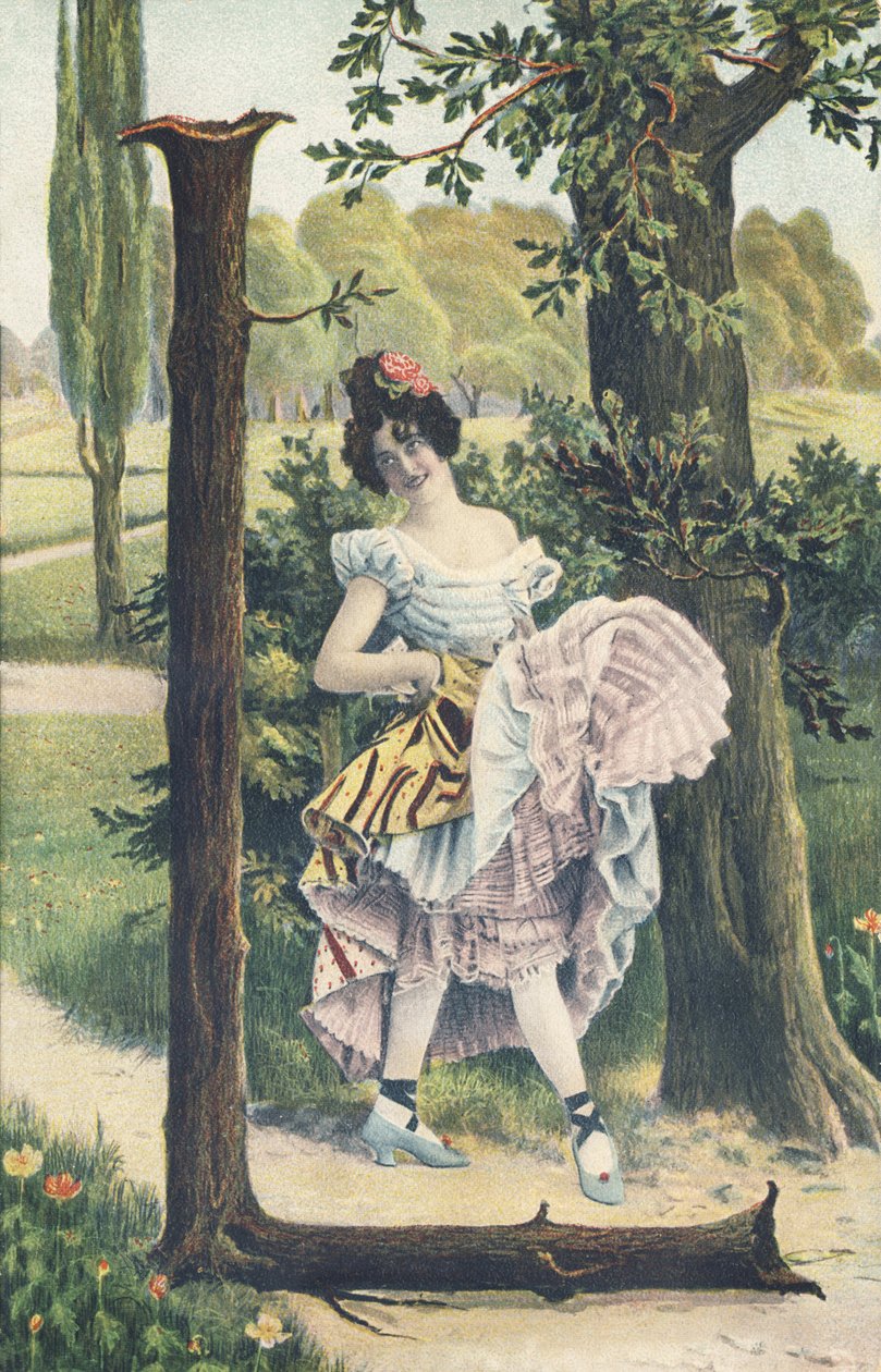 L: Kukkia hiuksissaan pukeutunut nainen nostaa alushameensa hahmotellakseen tanssiaskeleen. Maalaissisustus - Aakkosmerkit Ref Th. E., L. Theochrom - Serie 994. Theodor Eisman, kustantaja, Leipzig tekijältä Unbekannt