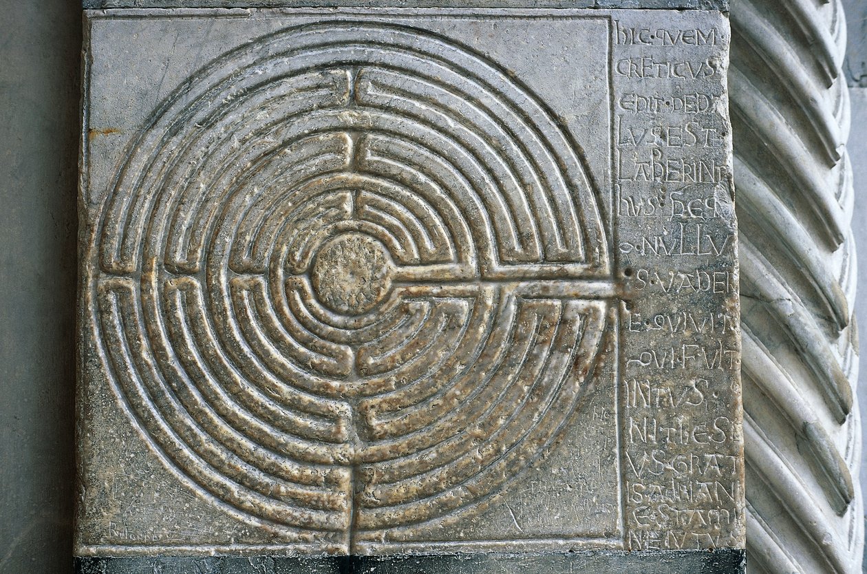 Labyrintti katedraalin portiossa, Pyhän Martinin katedraali tekijältä Benjamin Baud