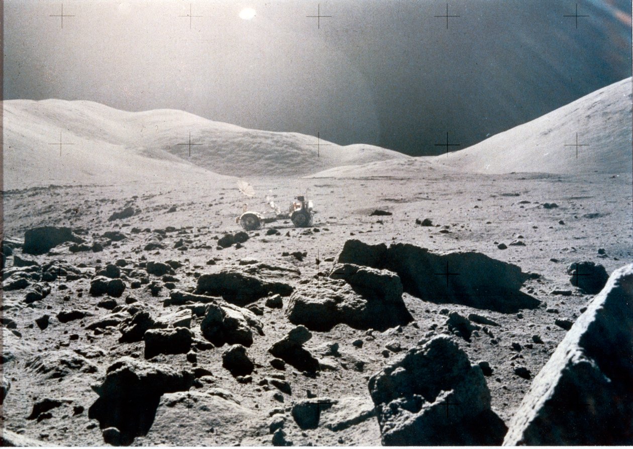 Miehitetty avaruuslento, USA, Apollo 15 Panoraamanäkymä Kuun pinnalle, Apollo 15 tekijältä Unbekannt