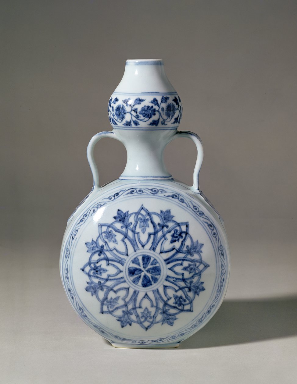 Ming sinivalkoinen pyhiinvaelluspullo, Hsuan Te merkki (1426-35) tekijältä Unbekannt