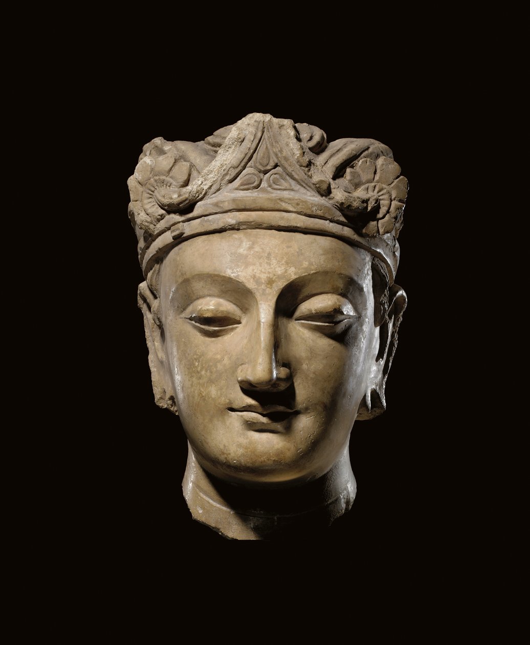 Monumentaalinen Gandharan Bodhisattvan pää, 2.-3. vuosisadalla tekijältä Unbekannt