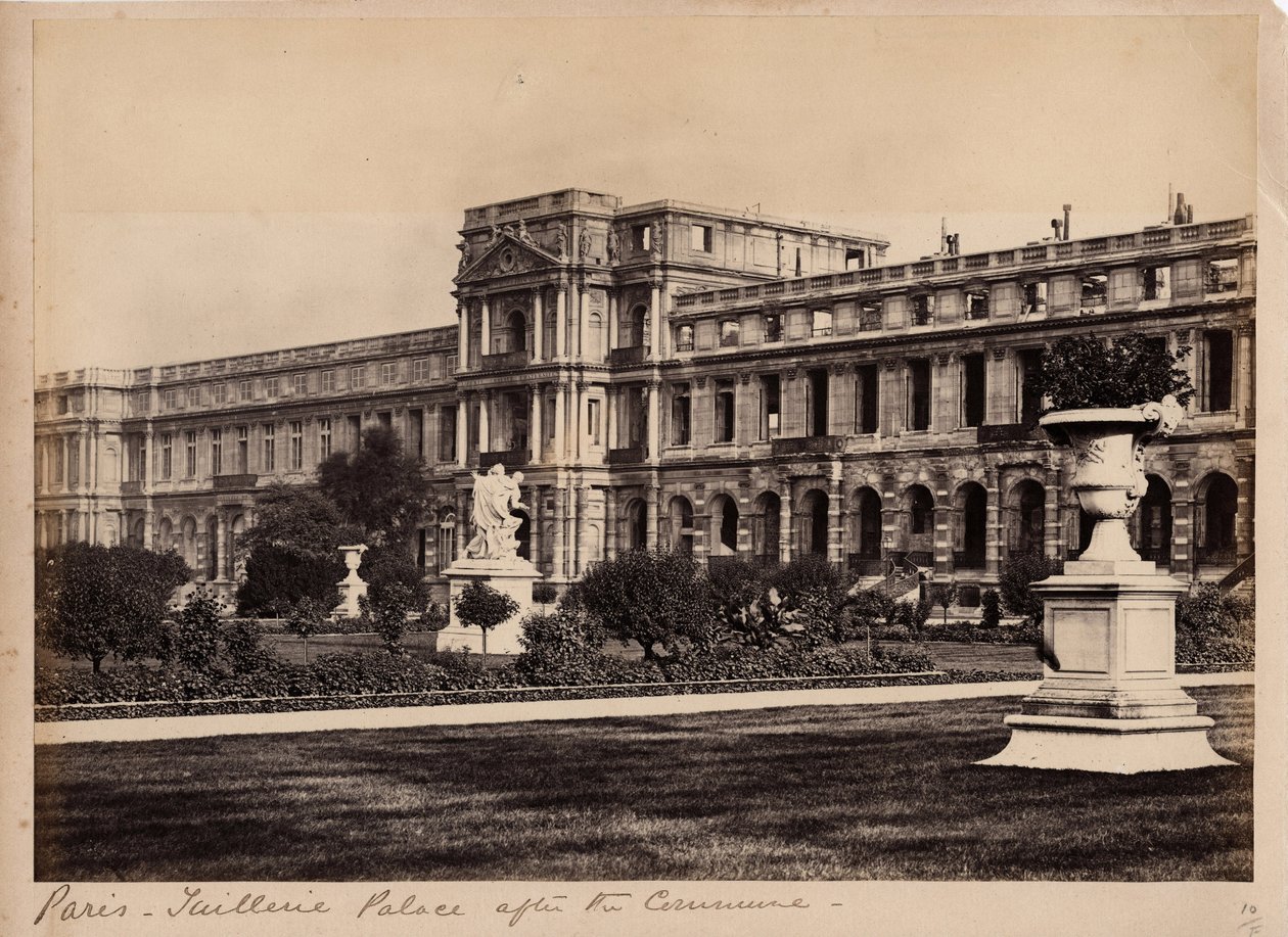 Pariisin kunta (1871): näkymä Palais des Tuileries