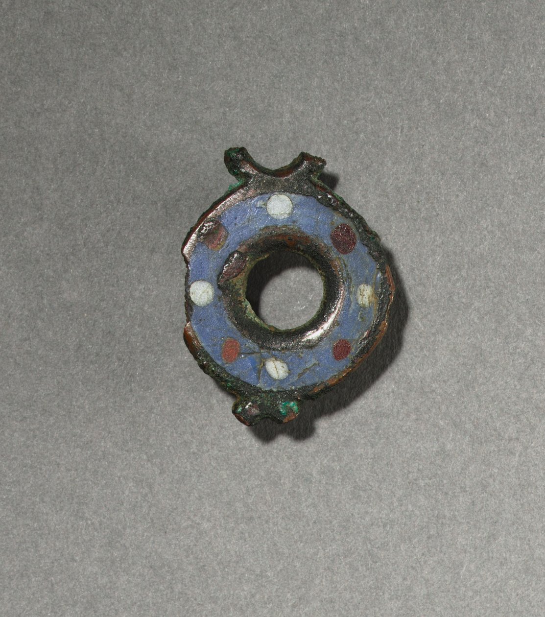 Koristeellinen rintakoru, n. 100-300 tekijältä Unbekannt
