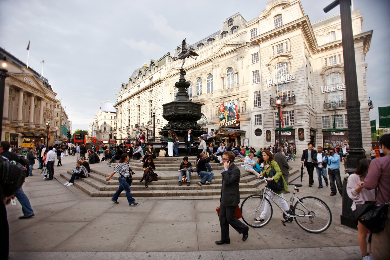 Piccadilly Circus, Lontoo (kuva) tekijältä Unbekannt