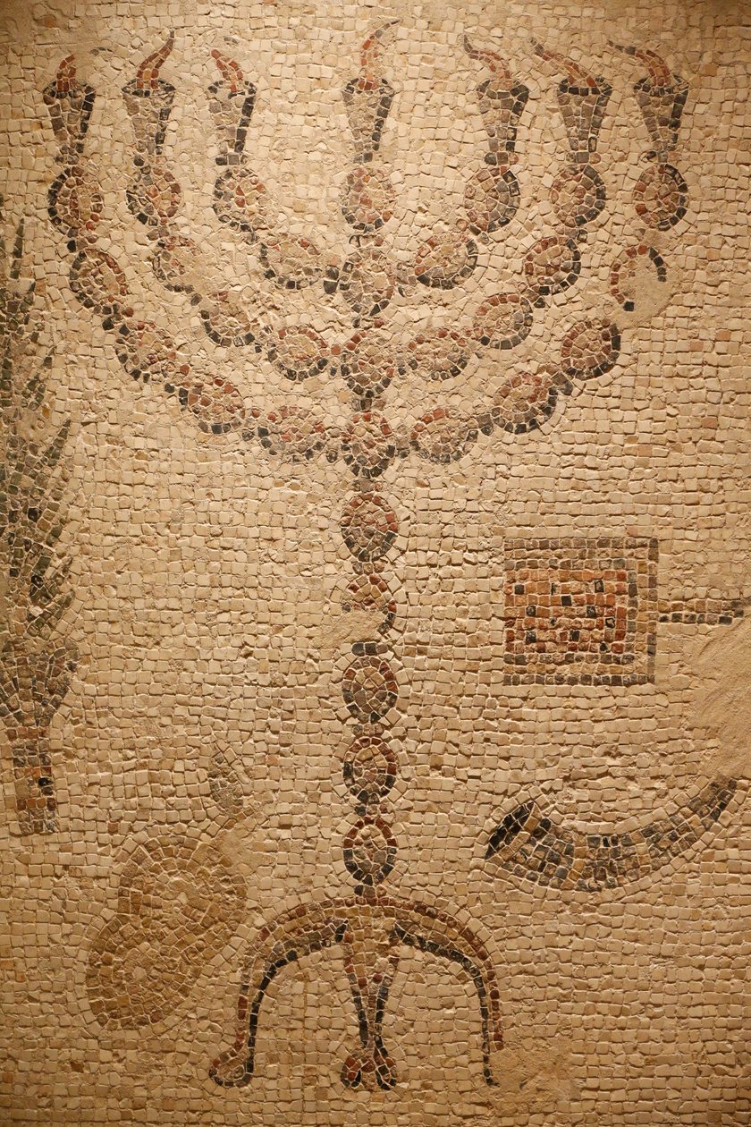 Osa synagogan mosaiikkilattiasta (kopio) - alkuperäinen : Beth Alpha Synagogue, Israel - 6. vuosisata jKr - Menorah - Juutalainen museo New York, New York, Yhdysvallat tekijältä Unbekannt