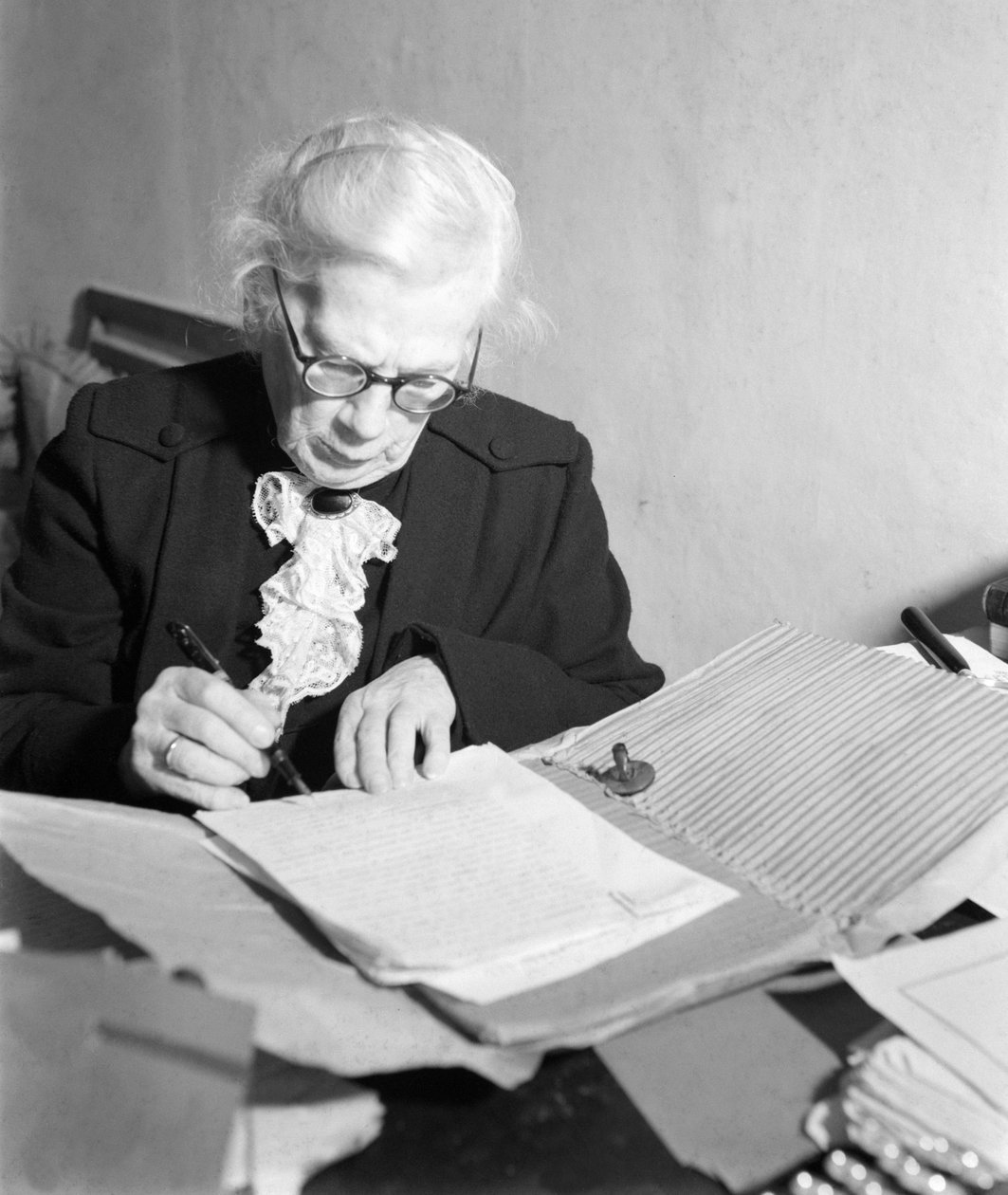 Leonin tyttären TATIANA TOLSTOJ (Tolstoi) muotokuva. - ROOMA - 1958 tekijältä Unbekannt