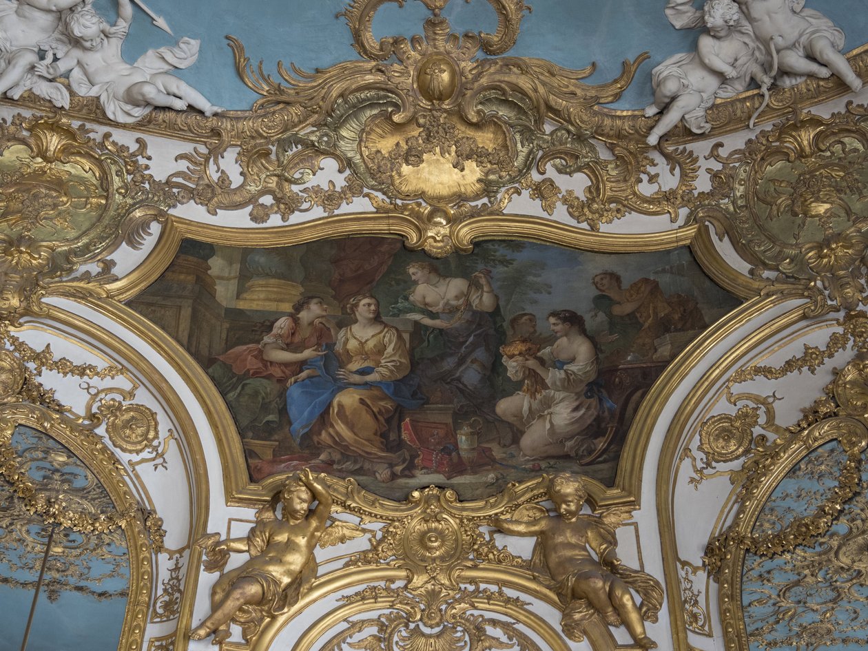 Psyche näyttää veljiään sisarilleen. Charles Joseph Natoiren (1700-1777) maalaus tekijältä Unbekannt