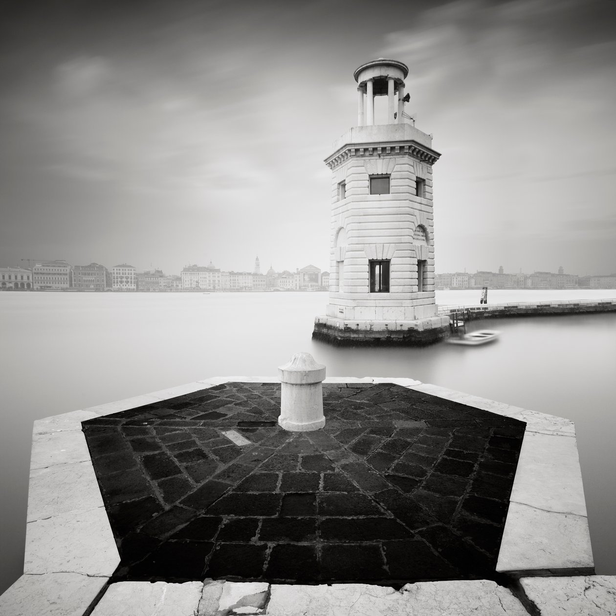 San Giorgio Maggiore, Venetsia, Italia, 2014 (b/w kuva) tekijältä Leopold Blonder