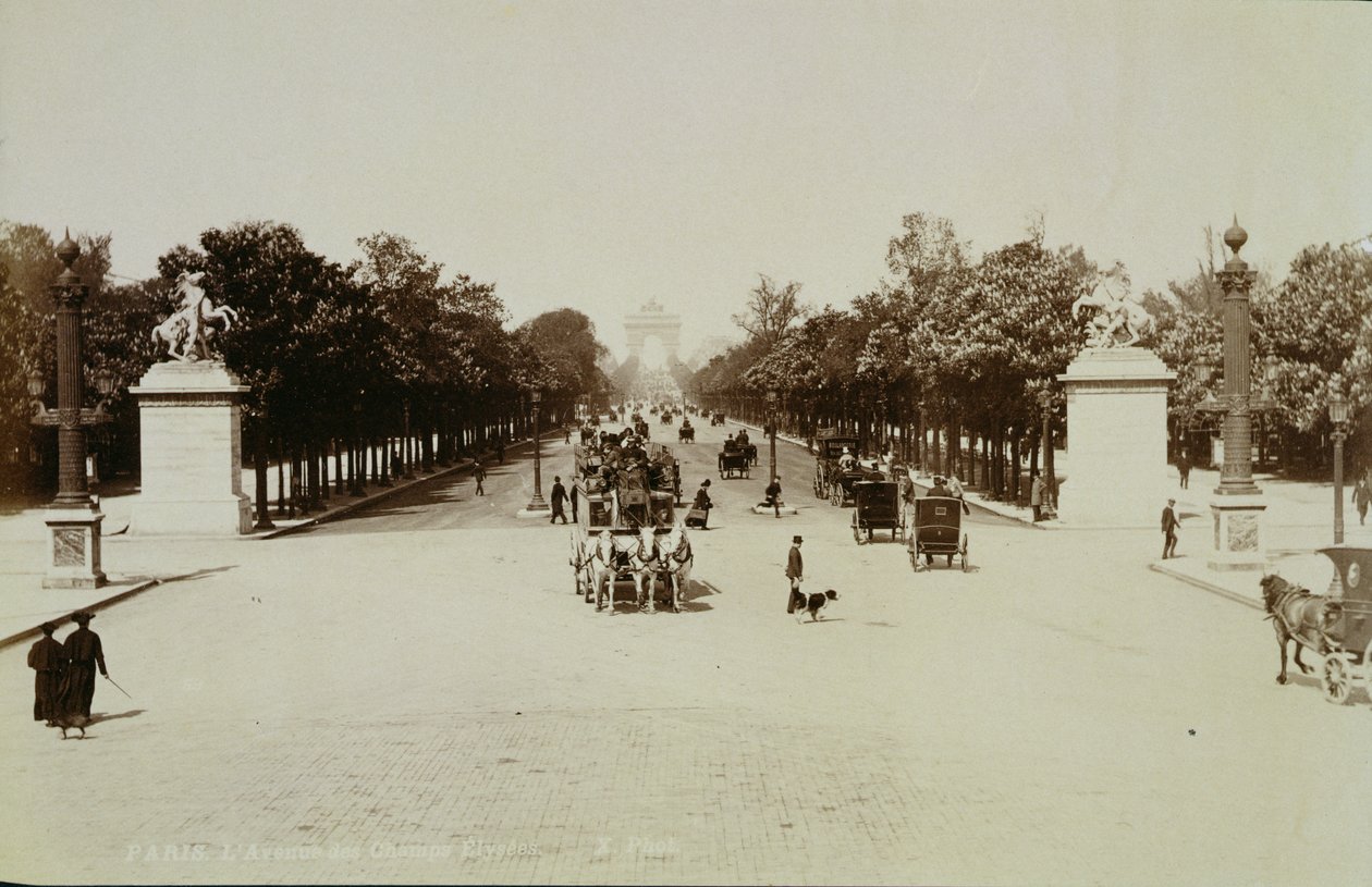 Champs Elysees, Pariisi (seepiakuva) tekijältä Unbekannt