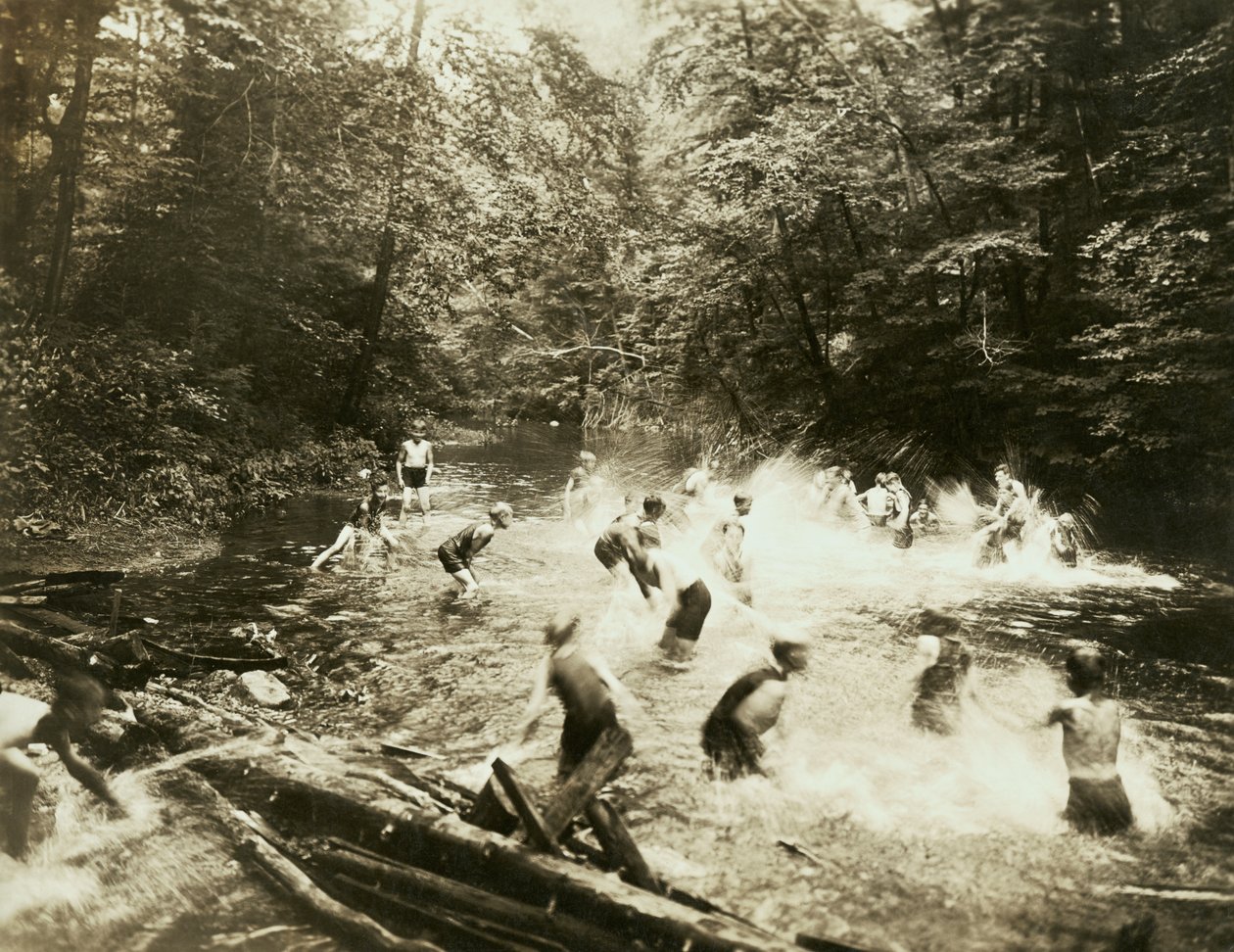 The Old Swimming Hole, Yhdysvallat, n. 1920 (b/w kuva) tekijältä William M. Timlin
