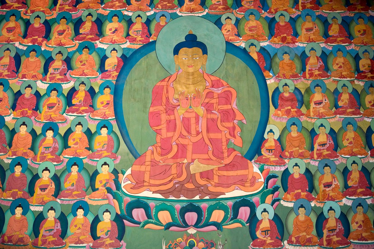 Tiibetin buddhalaisuus; seinämaalaus; meditoiva Buddha; monet pienet buddhat; Chemre Gompa luostari; Chemrey; Ladakhin alue; Jammu ja Kashmir; Intia; Etelä-Aasia; Aasia tekijältä Unbekannt