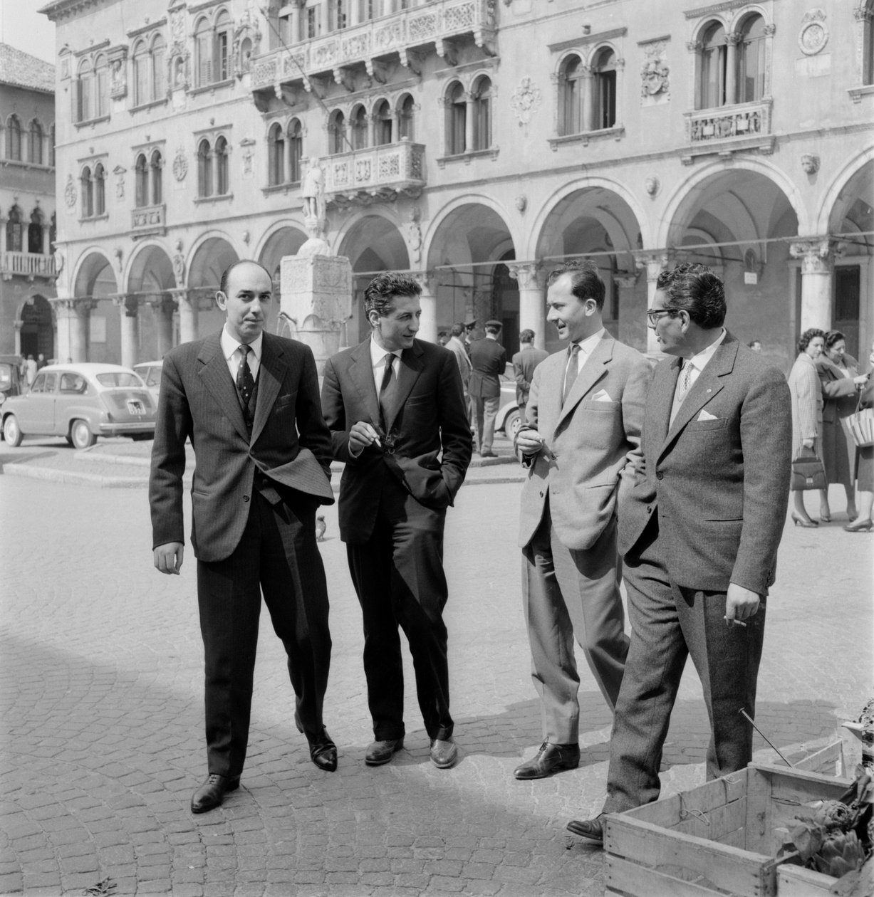 Erilaisia ​​faktoja: MURHAJAT ALLEGHE:ssä (BELLUNO): DINO CONTI, SERGIO SAVIANE, AVV. MASSENZ CAMPEIS, LANAJA Gasperin - 1960 tekijältä Unbekannt